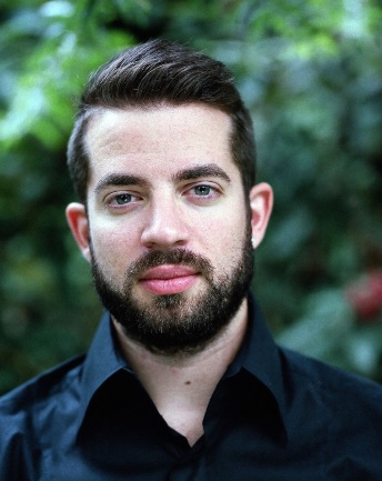 Kiyimlar ostida panties yoq video